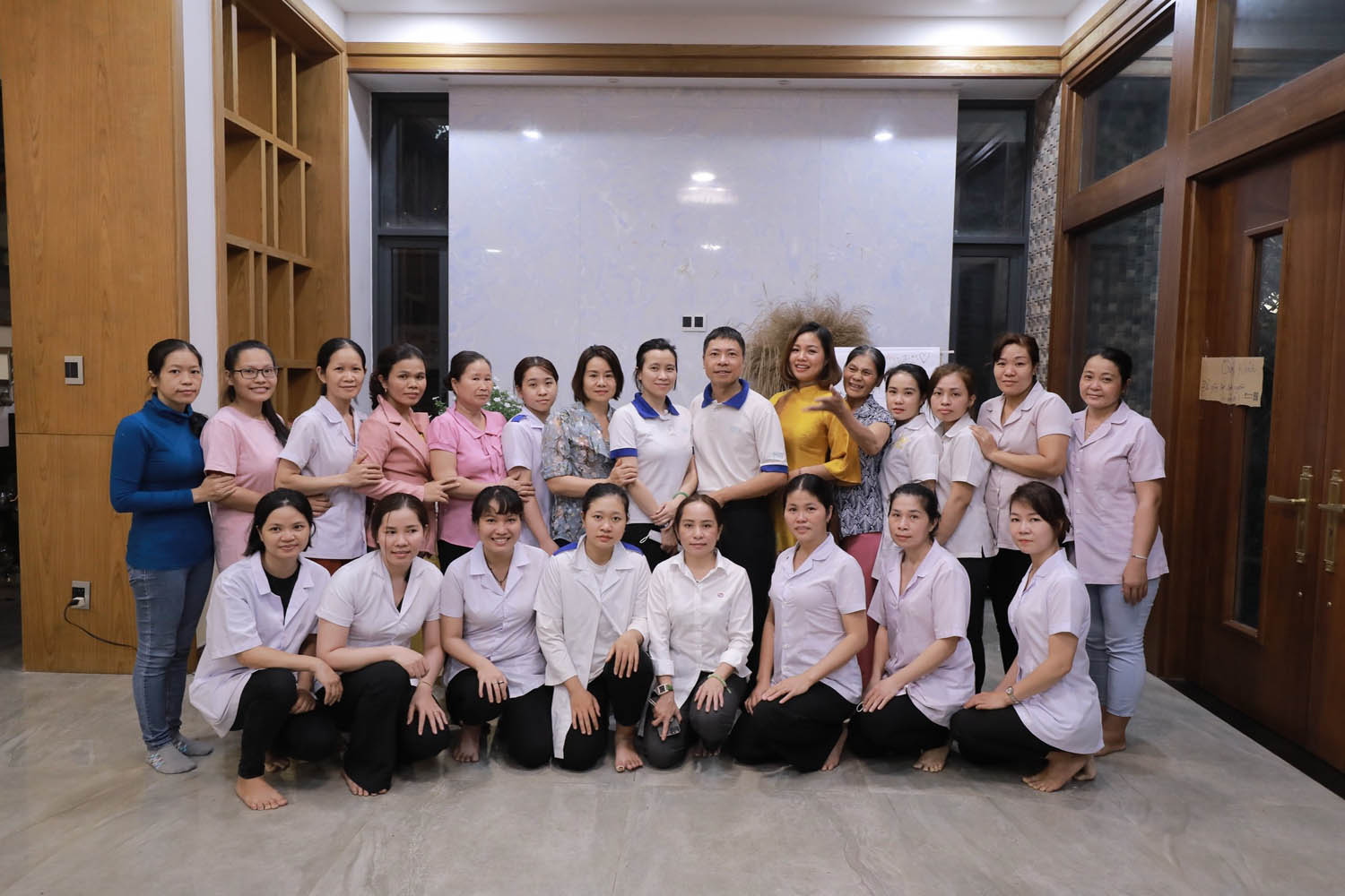 Dao-tao-boi-duong-ky-nang-cham-soc-be